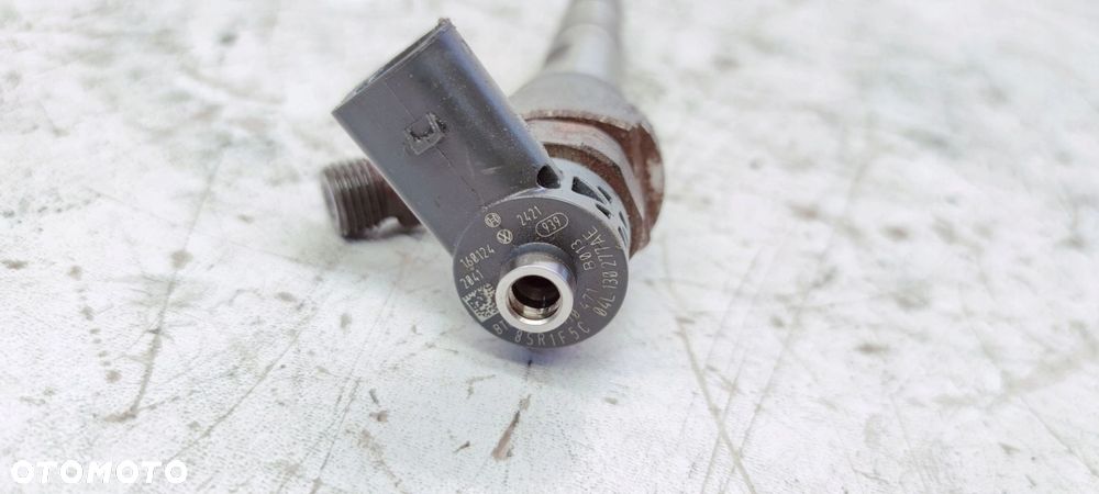 WTRYSKIWACZ WTRYSK AUDI VW CR 2.0 TDI 04L130277AE - 4