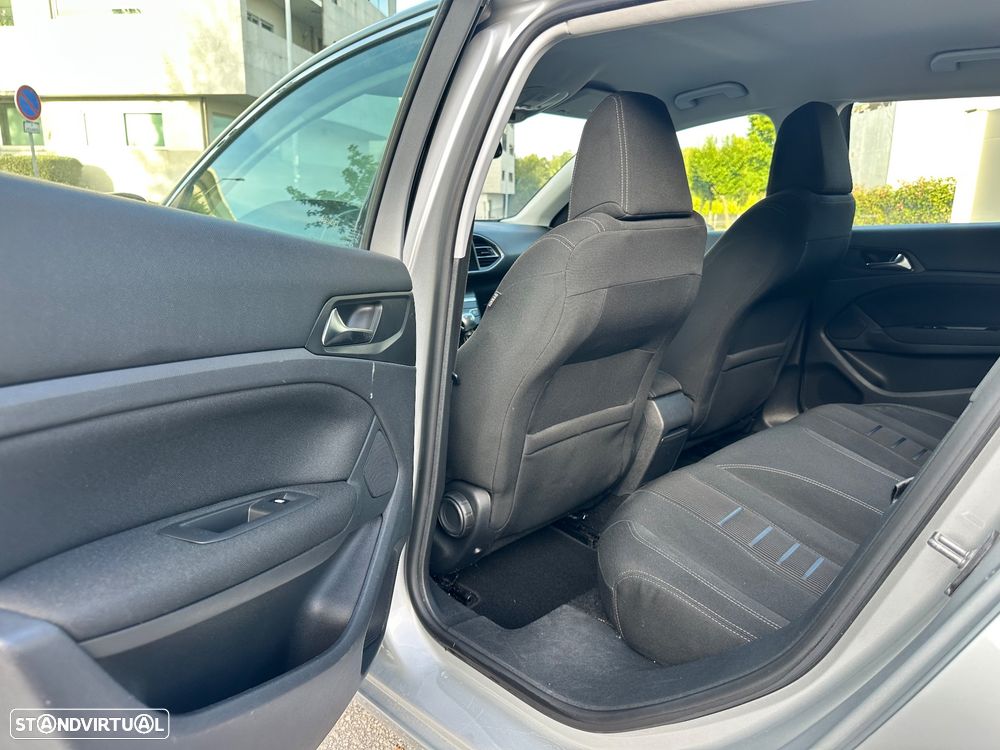 Peugeot 308 e-HDi FAP 115 Stop&Start Allure - 22