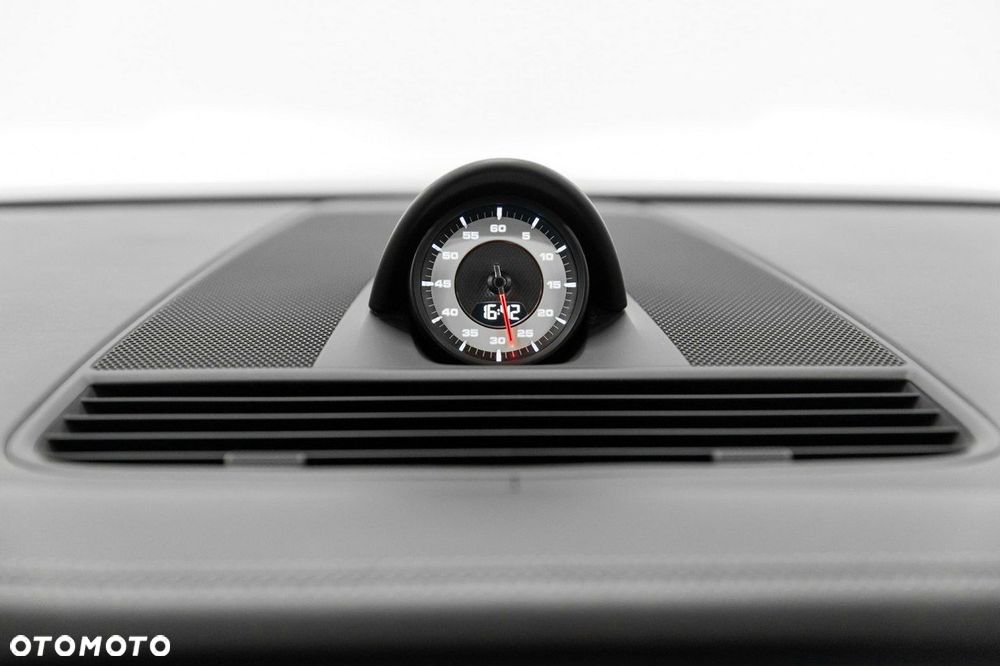 Porsche Panamera Turbo - 33