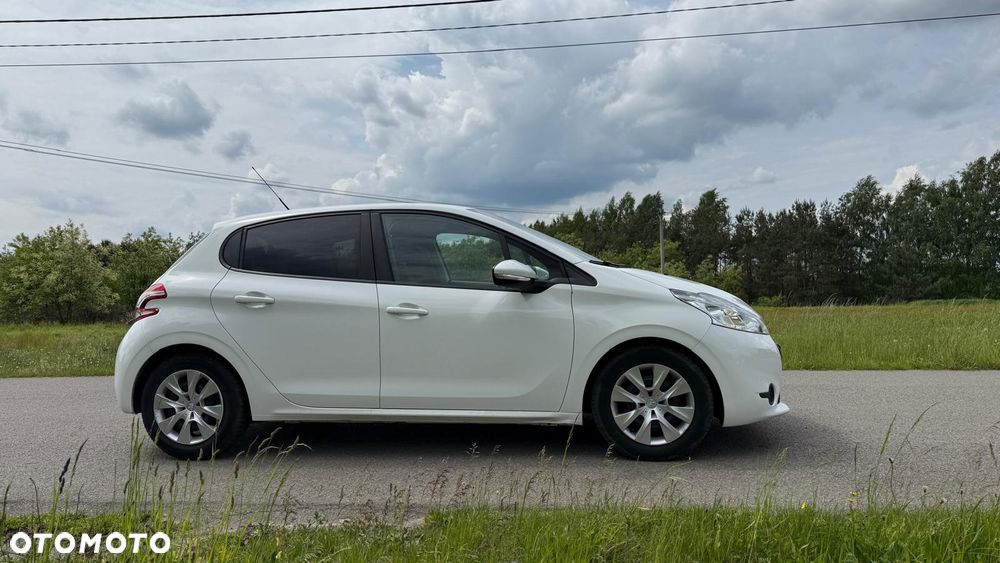 Peugeot 208 1.4 HDi Active - 12