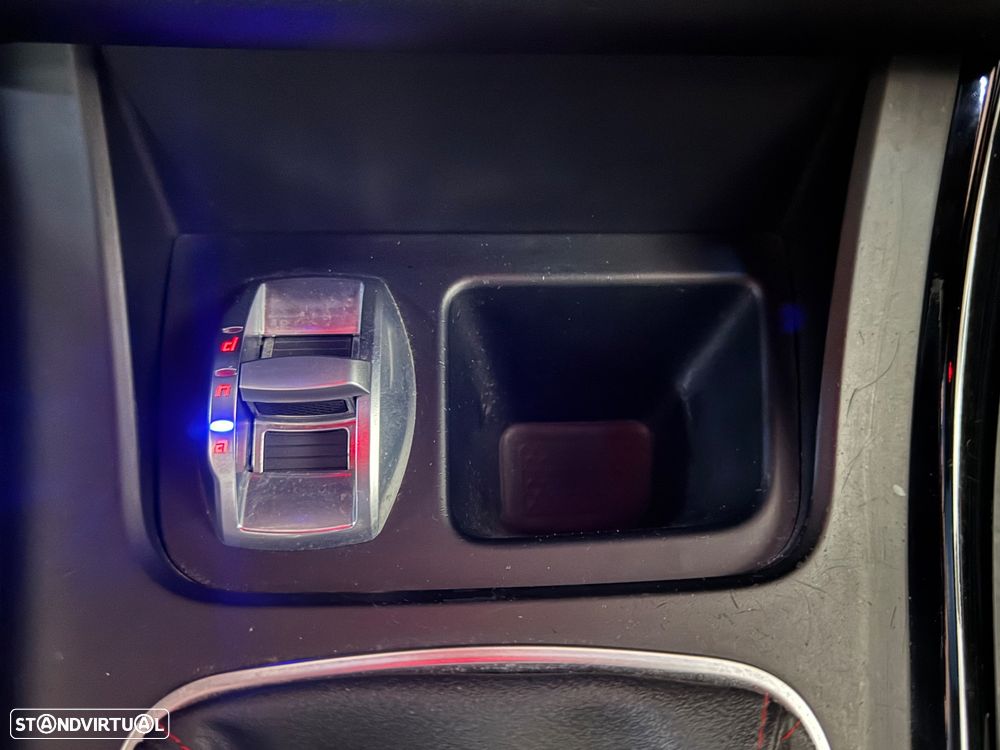 Alfa Romeo Giulietta 1.6 JTDM Veloce - 30