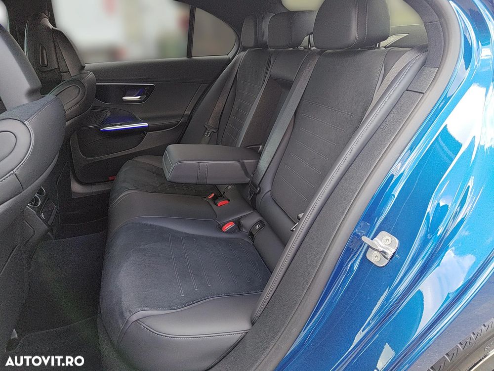 Mercedes-Benz C - 10