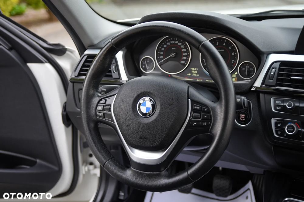 BMW Seria 3 316i - 3