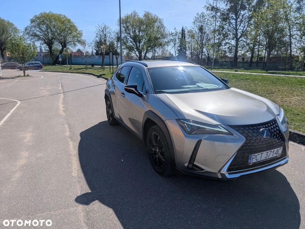 Lexus UX - 2