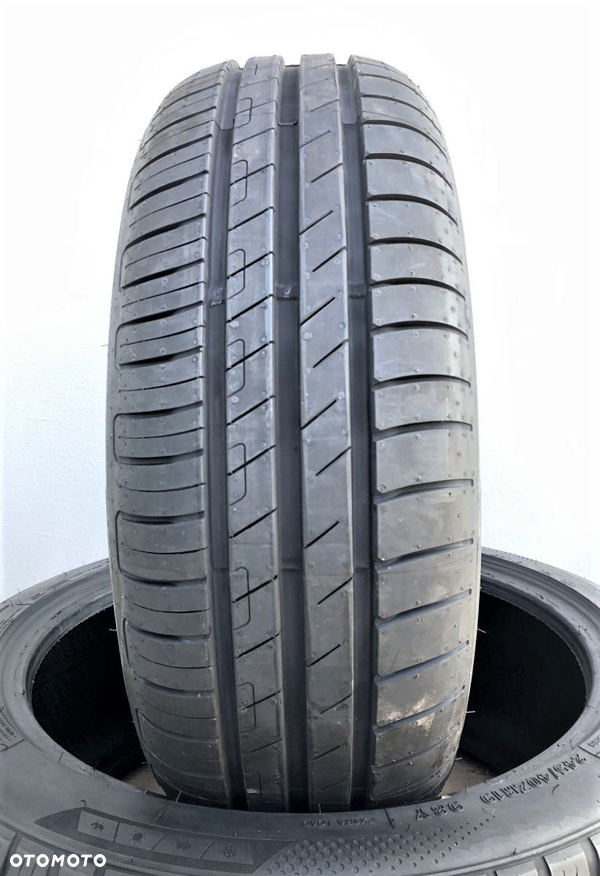 OPONA 195/60/15 88H GOODYEAR EFFICIENTGRIP PERFORMANCE