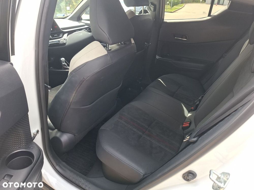 Toyota C-HR 2.0 Hybrid GR Sport - 13
