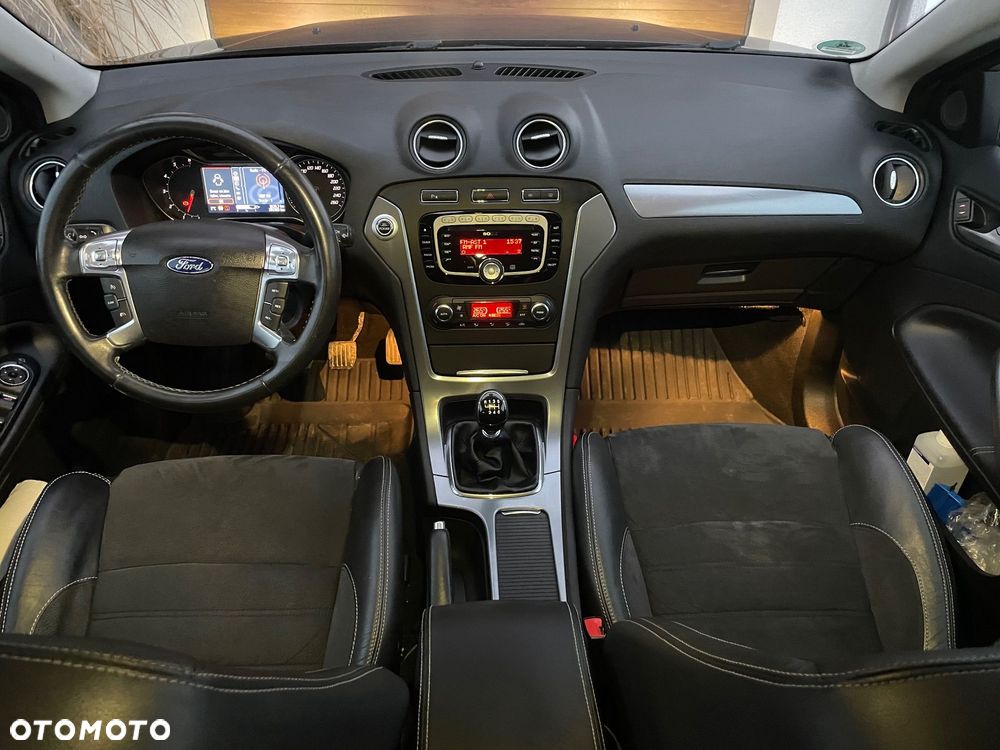 Ford Mondeo 2.0 TDCi Titanium X - 11