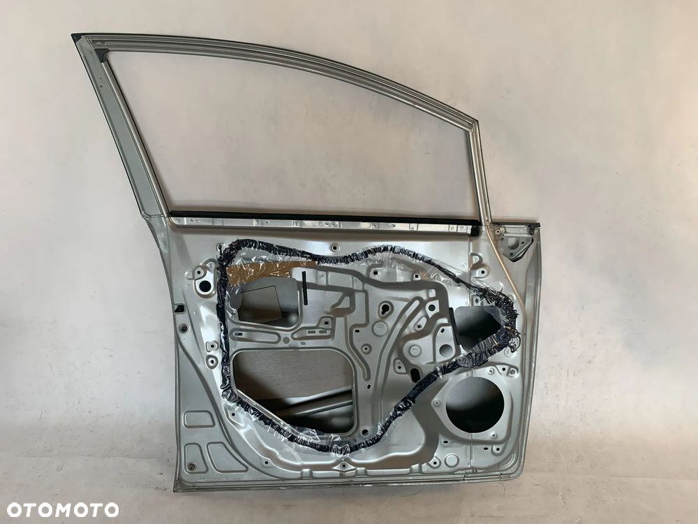 Toyota Verso 09-18r Drzwi lewe przod przednie - 4