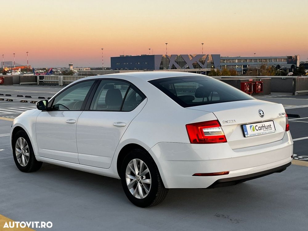 Skoda Octavia - 8