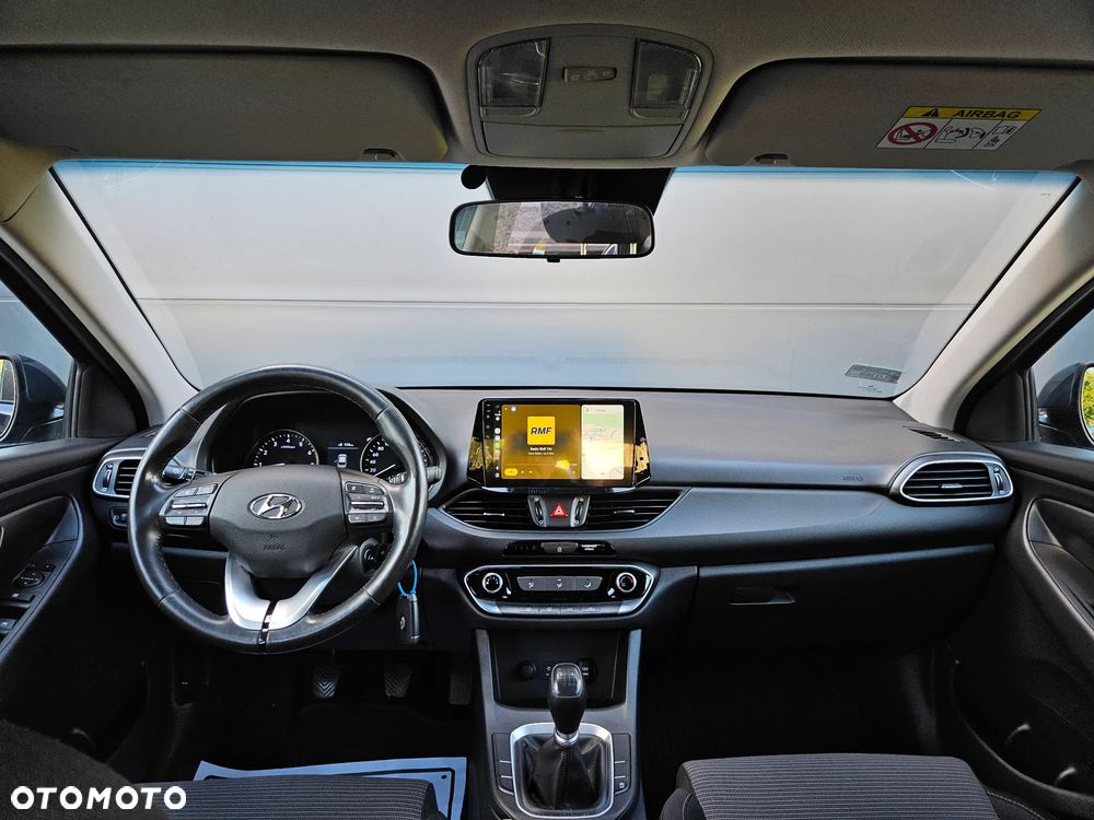 Hyundai i30 1.4 Classic + - 7