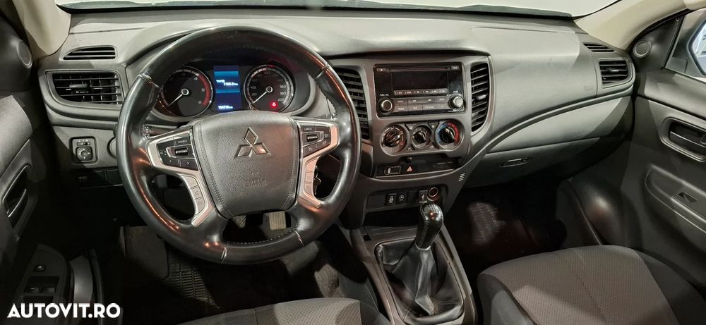 Mitsubishi L200 Double Cab 2.2 DI-D M/T Instyle - 3