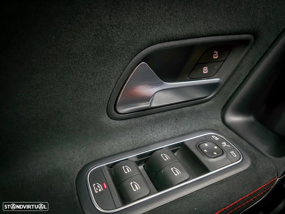 Mercedes-Benz A 180 d 7G-DCT AMG Line - 52