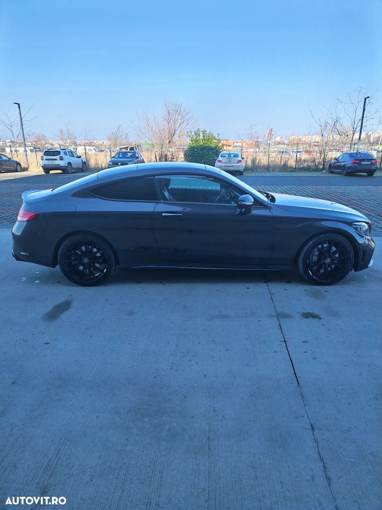 Mercedes-Benz C 43 AMG Coupe 4Matic - 9