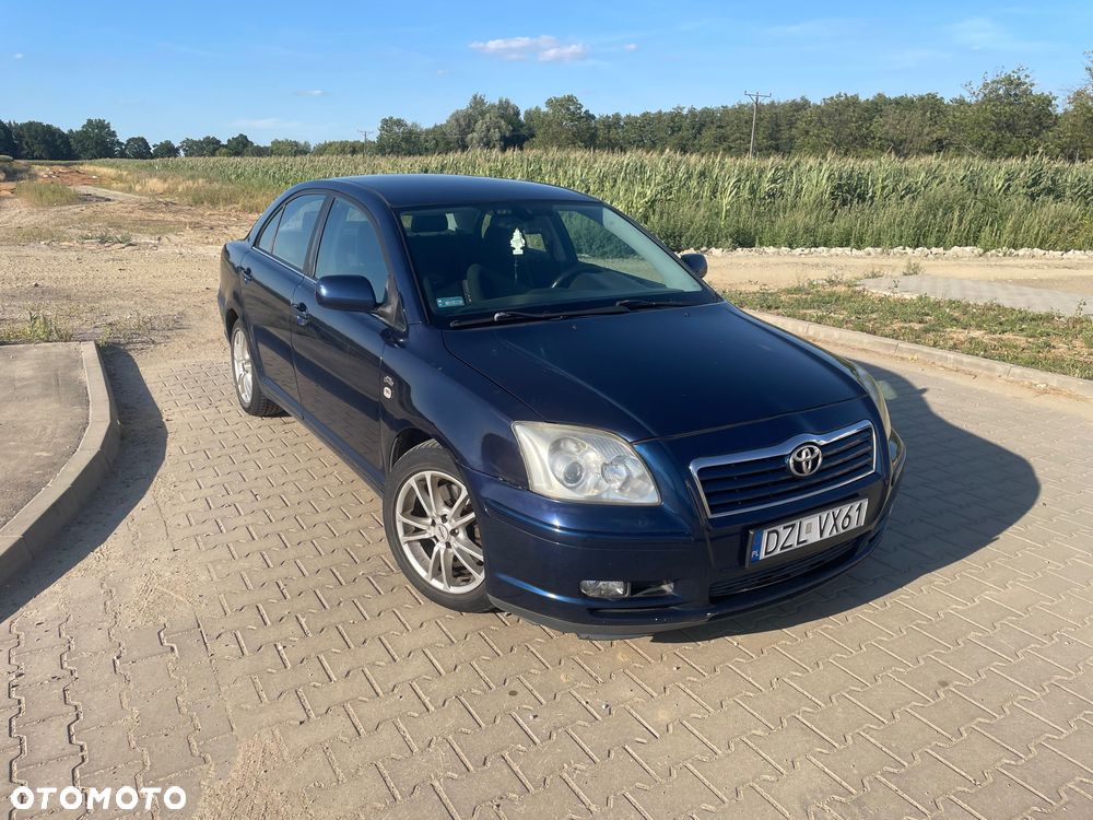 Toyota Avensis, 2003