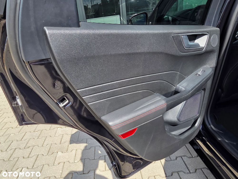 Ford Kuga 2.5P PHEV FWD ST-Line X - 37