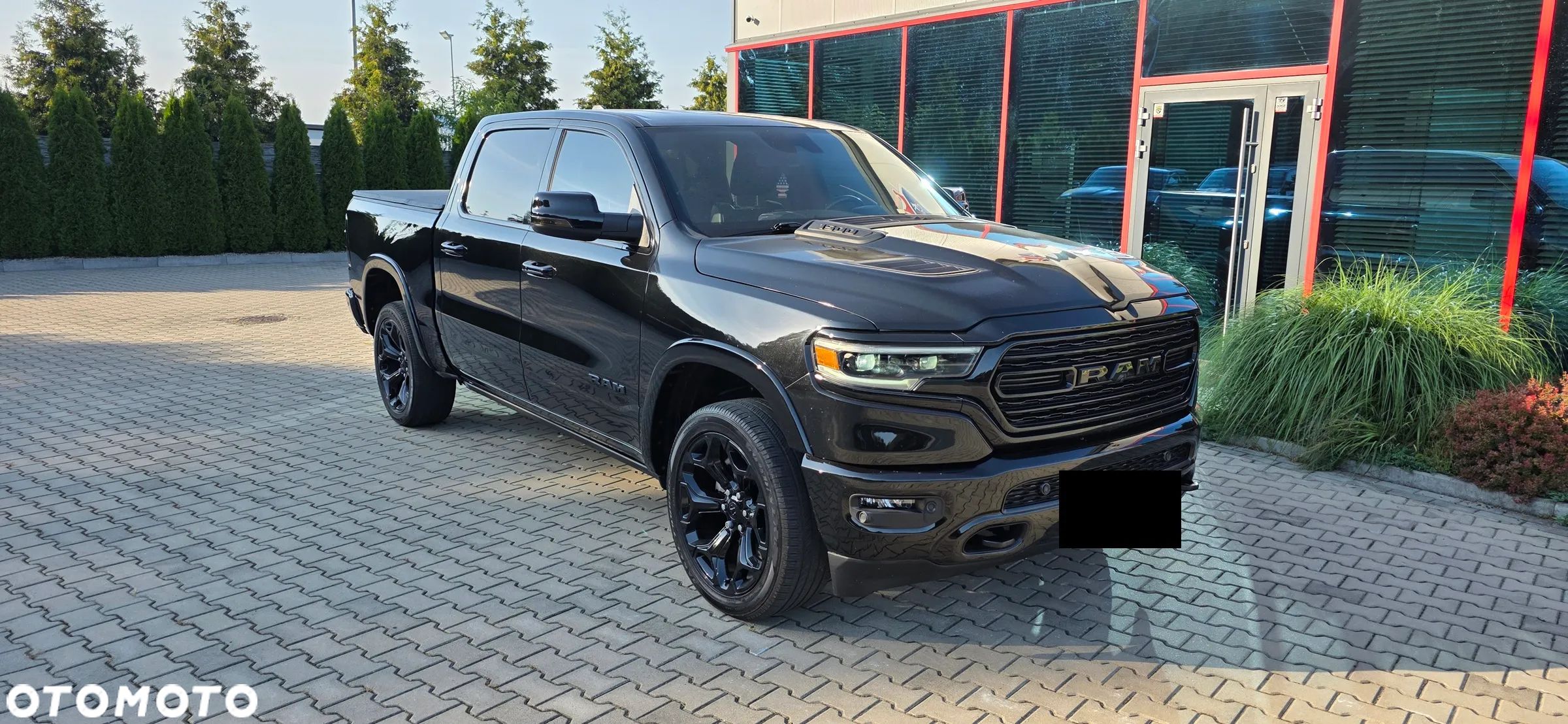 RAM 1500 5.7 Crew Cab Limited - 1