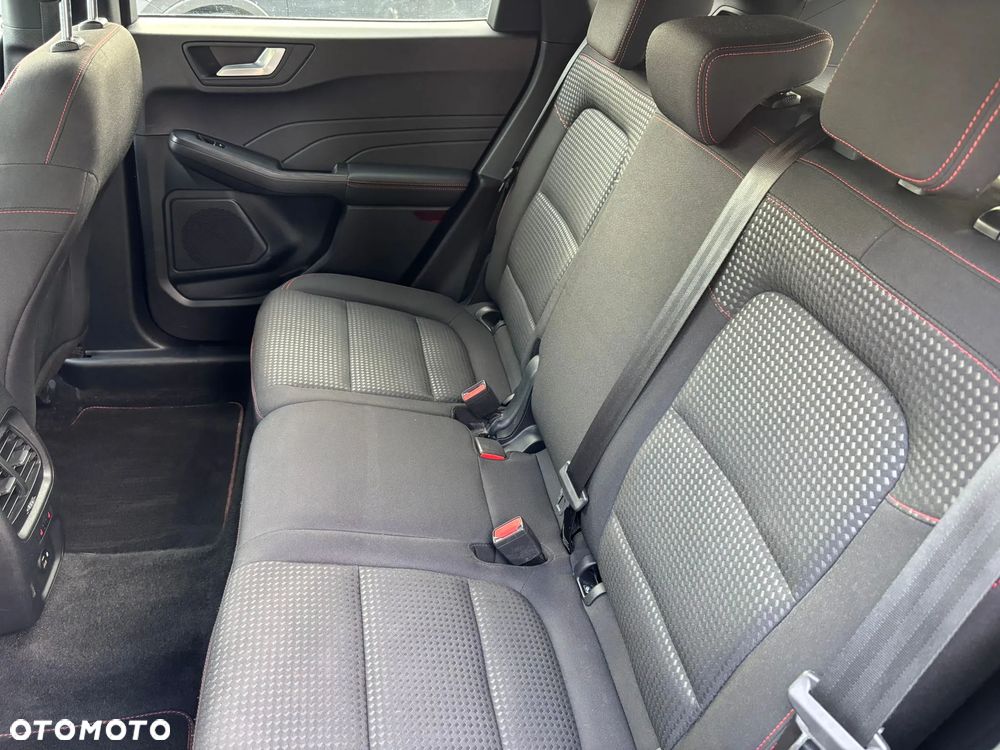 Ford Kuga 1.5 EcoBoost FWD ST-Line - 12
