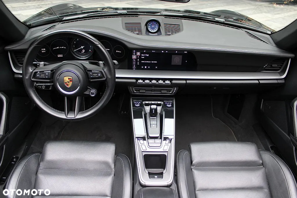 Porsche 911 Carrera Cabriolet PDK - 22