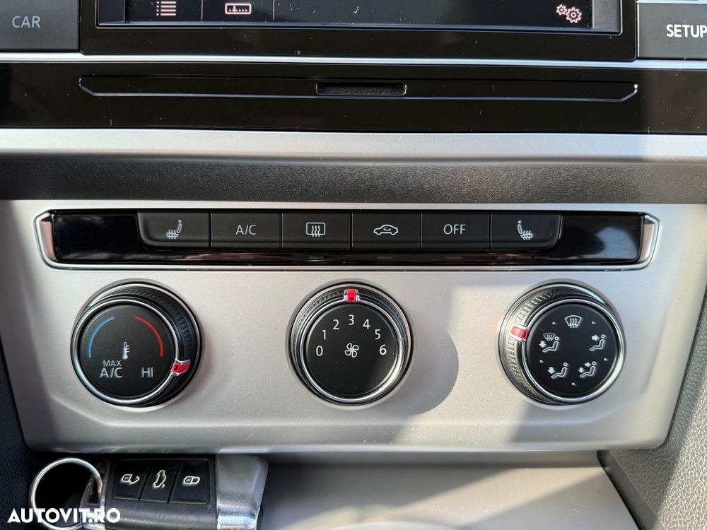 Volkswagen Passat 2.0 TDI SCR Comfortline - 27