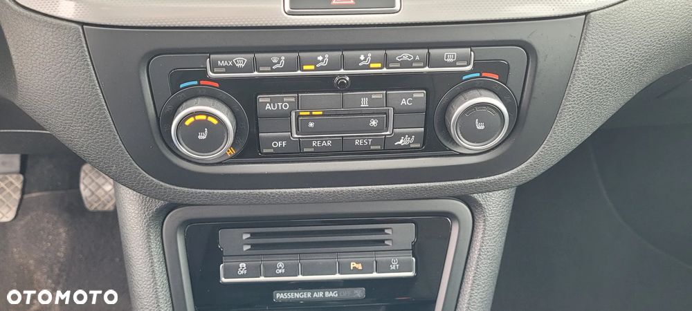 Volkswagen Sharan - 22