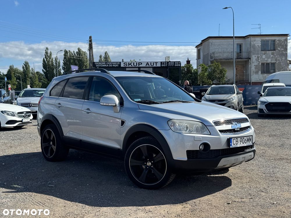 Chevrolet Captiva 2.0 d LT medium 5os - 3