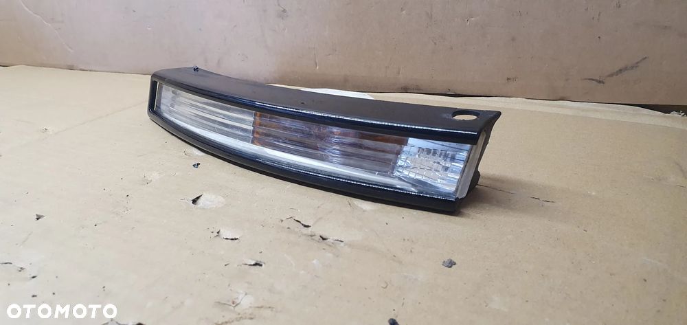 Kierunkowskaz kierunek lewy przód VW Passat B6 3C0953041E 3C0807717A - 3