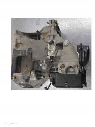 Skrzynia Ford Fiesta Courier 1.5 TDCi BA6R-7002-ABH 14r - 1