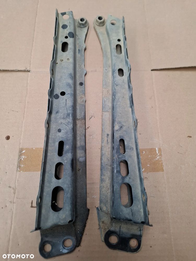 TOYOTA AURIS E18 1.8 HYBRYDA HB KIEŁ WZMOCNIENIE STREFA ZGNIOTU LEWA PRAWA - 1