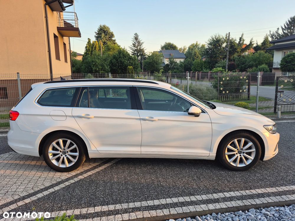 Volkswagen Passat 2.0 TDI SCR Comfortline DSG - 4