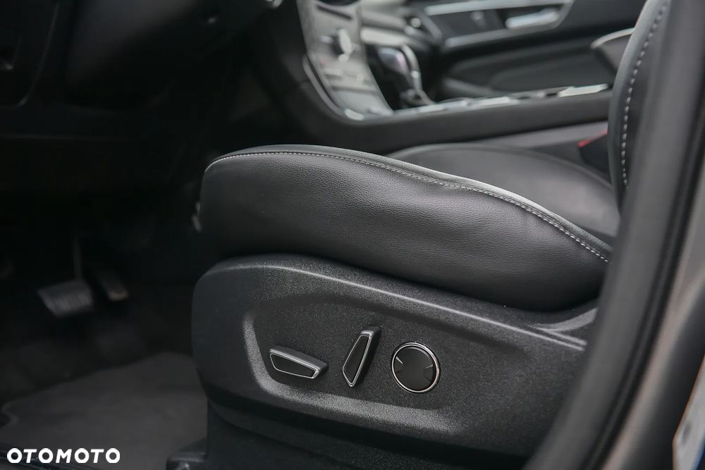 Ford S-Max 2.0 TDCi 4WD Titanium PowerShift - 19