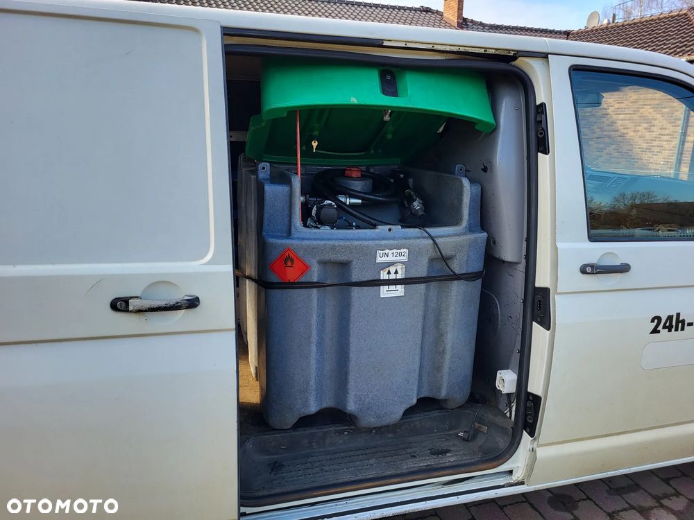 Volkswagen Transporter Shuttle L1 - 22
