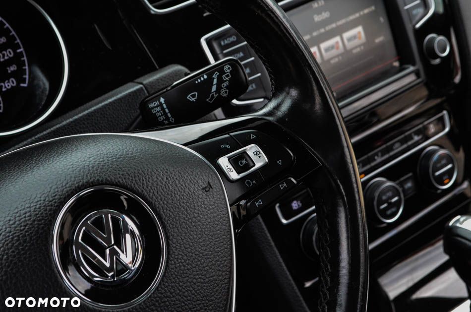 Volkswagen Golf 2.0 TDI (BlueMotion Technology) DSG Highline - 27