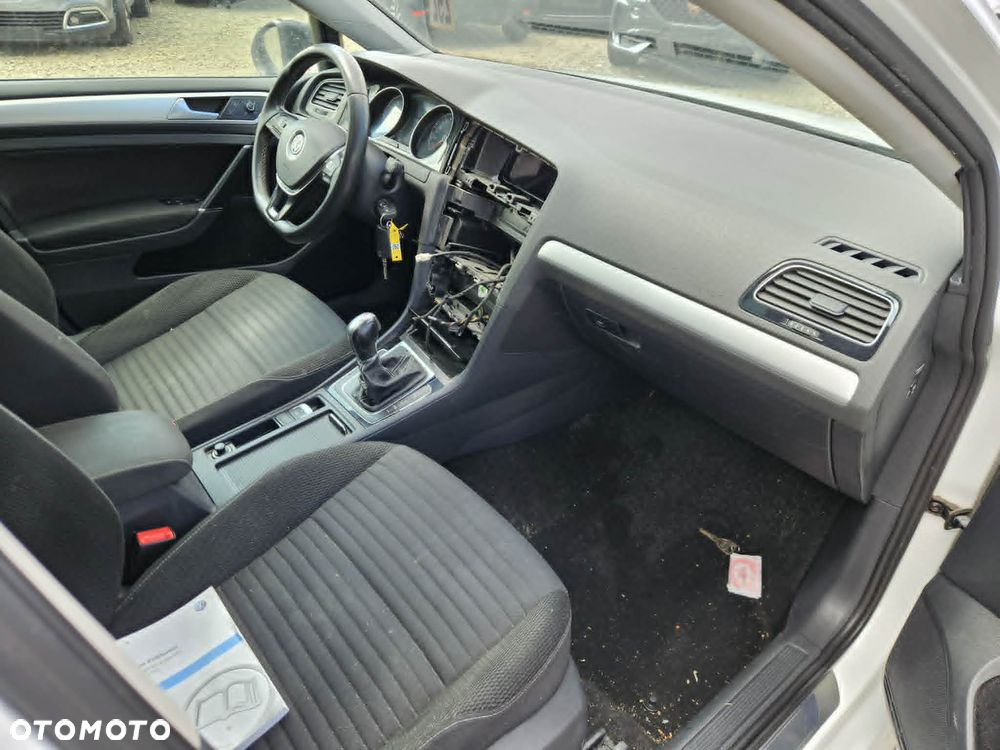 Volkswagen Golf 1.4 TSI ACT BlueMotion Technology DSG Highline - 6