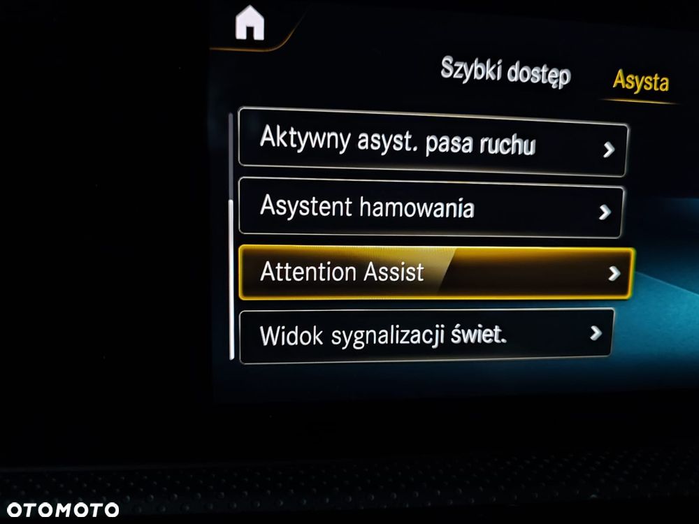 Mercedes-Benz Klasa A 250 7G-DCT AMG Line - 33