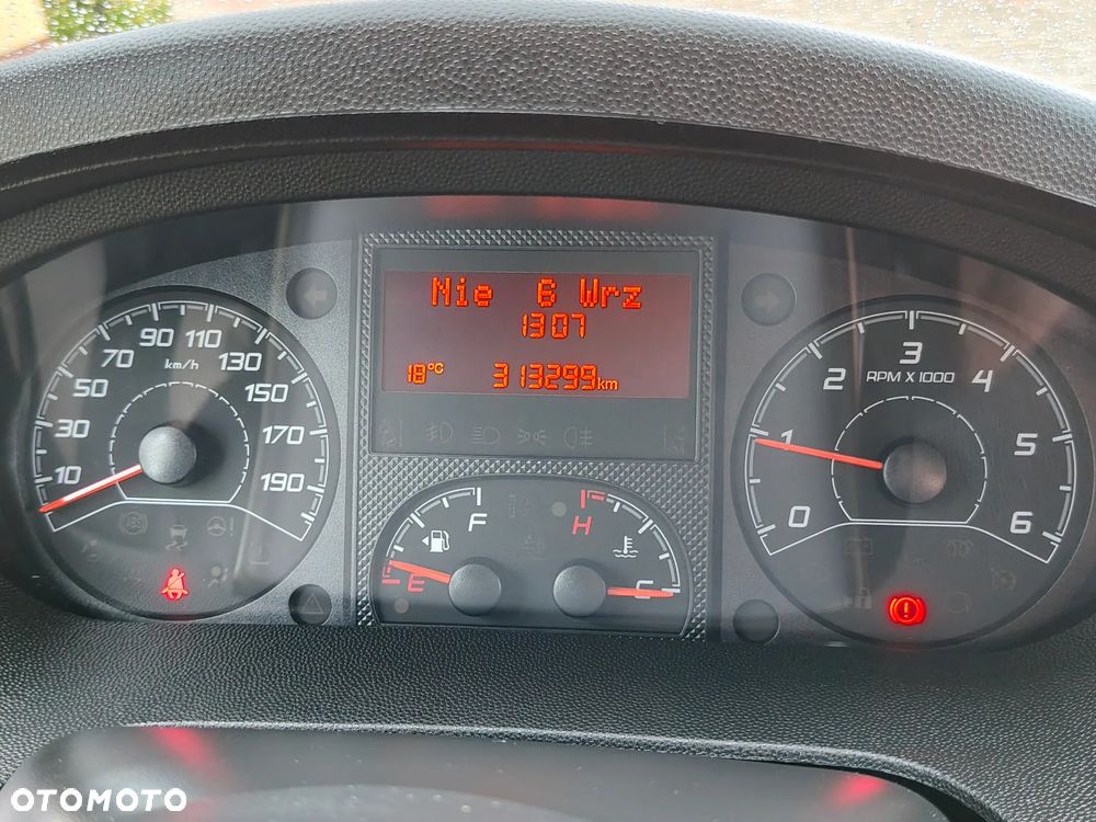 Peugeot BOXER L2H2 2.2 Diesel 130KM - 28