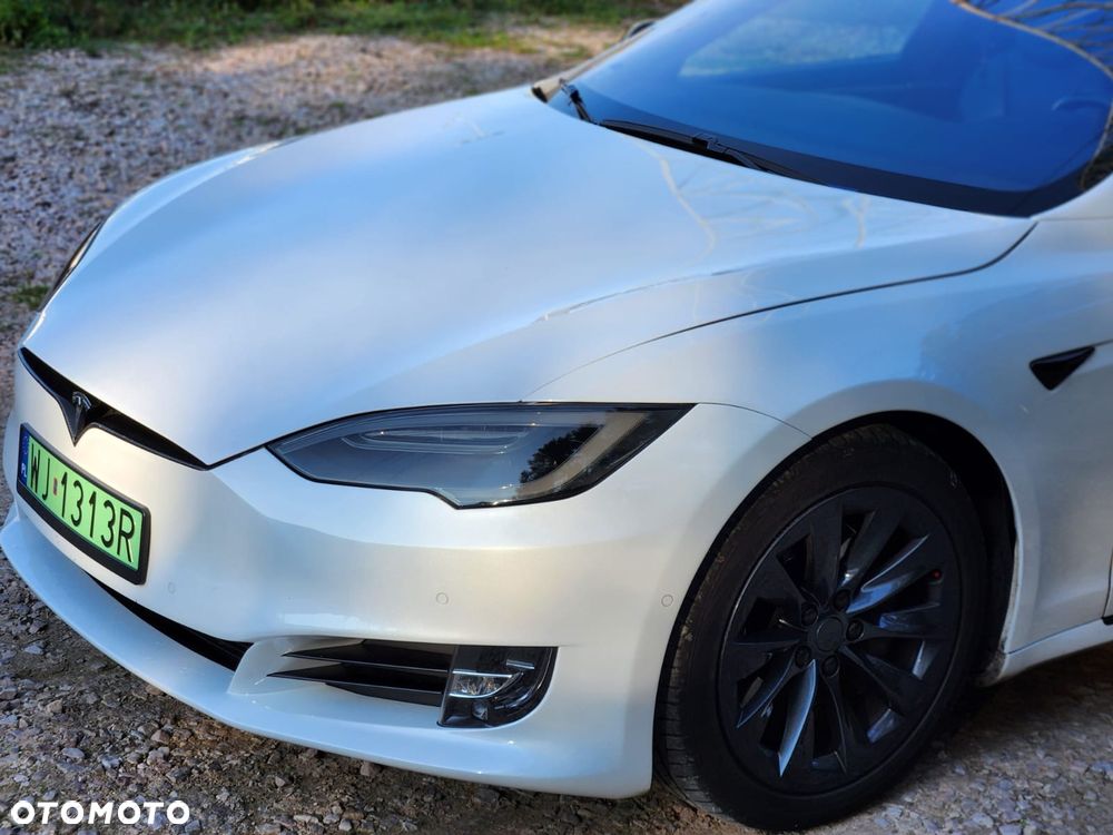Tesla Model S Long Range Plus - 24