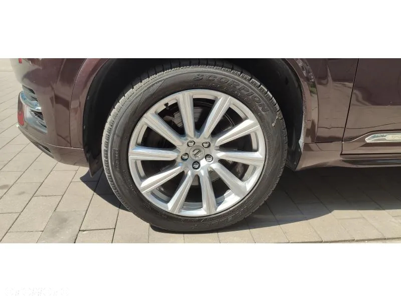 Volvo XC 90 T8 AWD Plug-In Hybrid Inscription 7os - 11