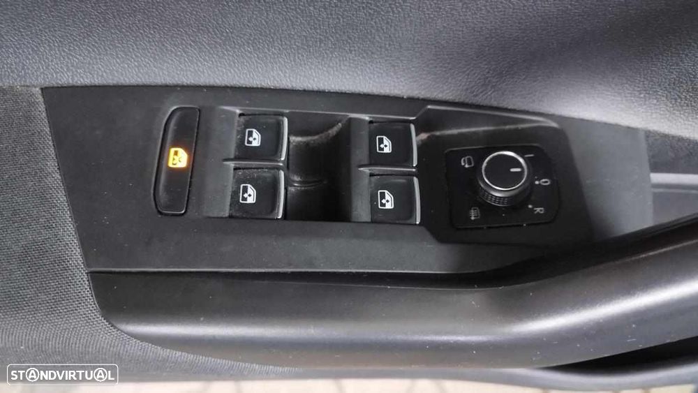 VW Polo 1.0 TSI Trendline - 10