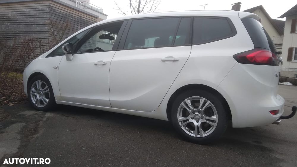 Opel Zafira Tourer 2.0 CDTI Automatik Business Edition - 1