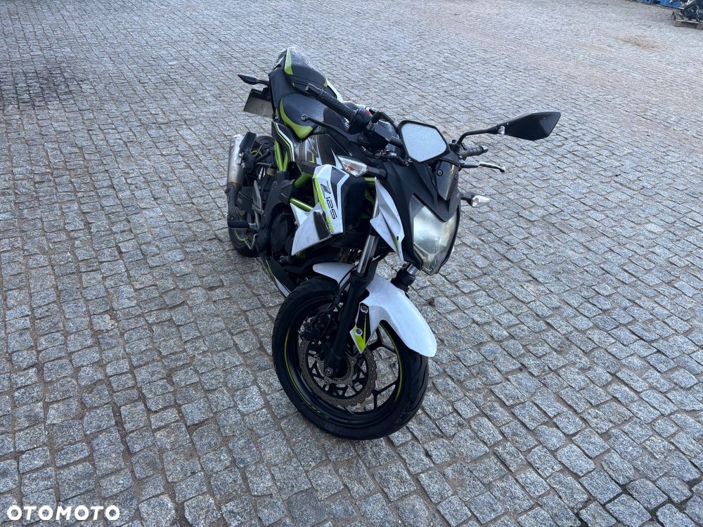 Kawasaki Z - 2