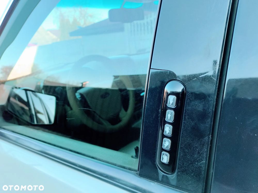 Ford Explorer 4.6 4WD - 22