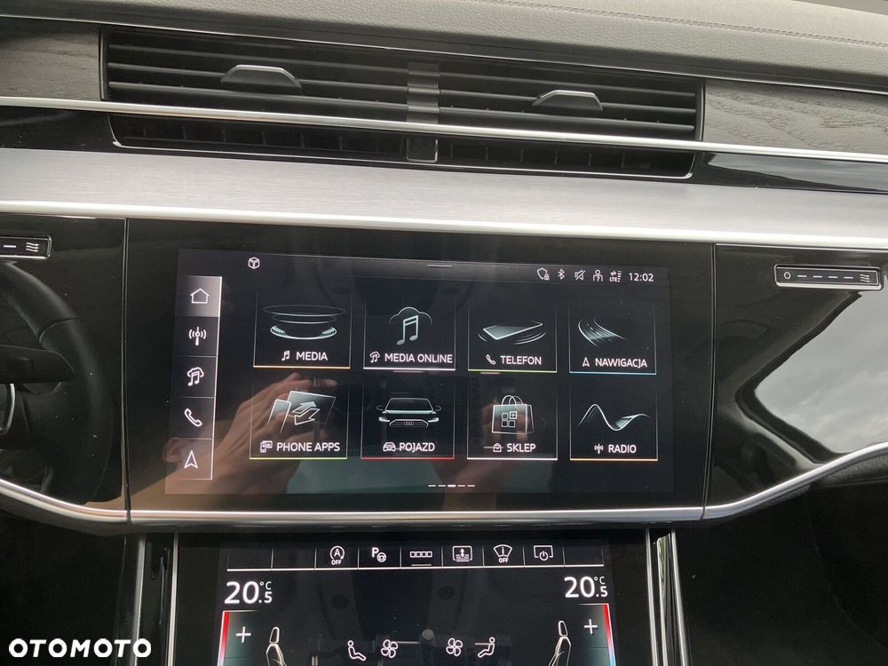 Audi A8 - 26