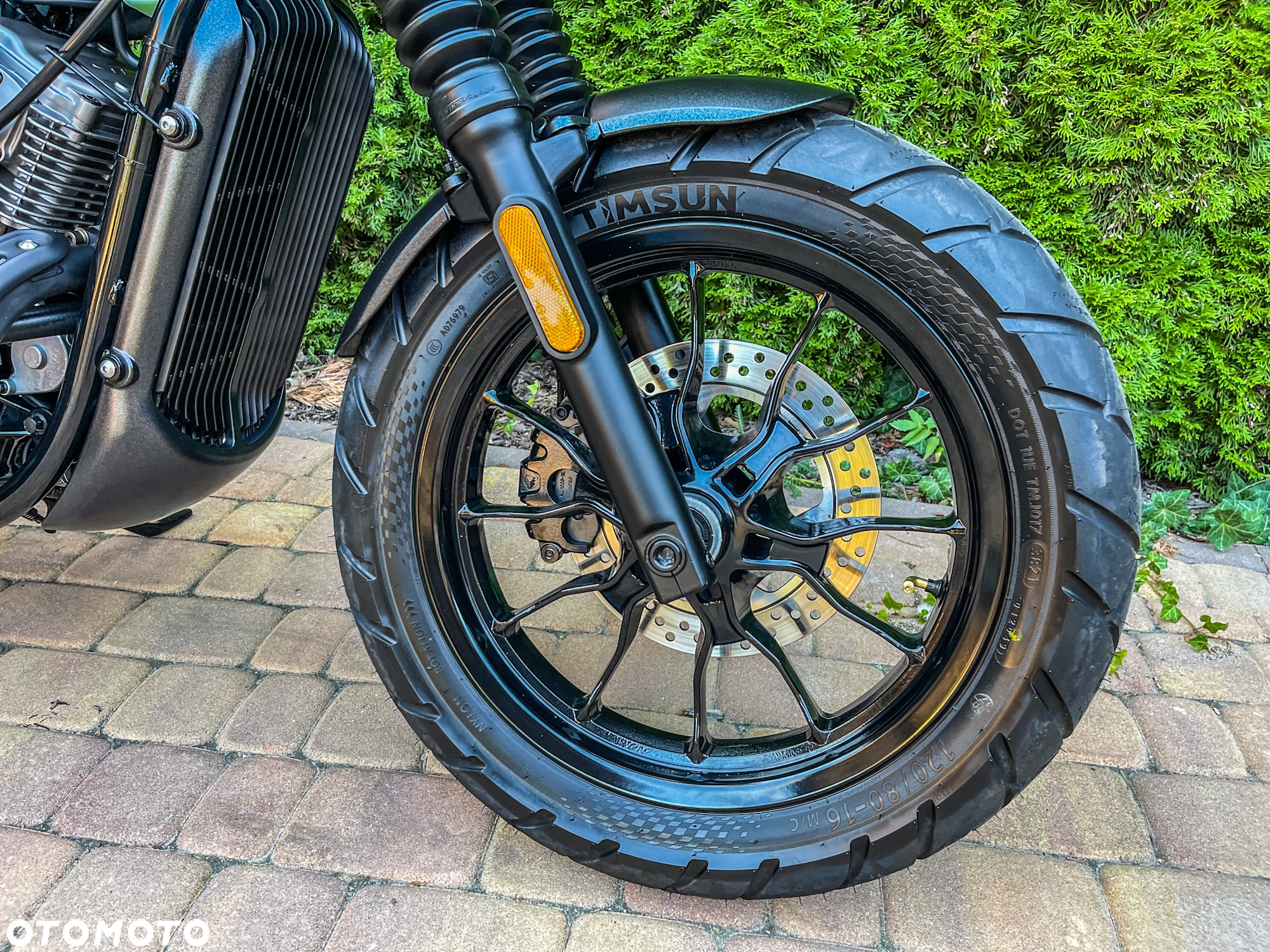 Hyosung GV - 18