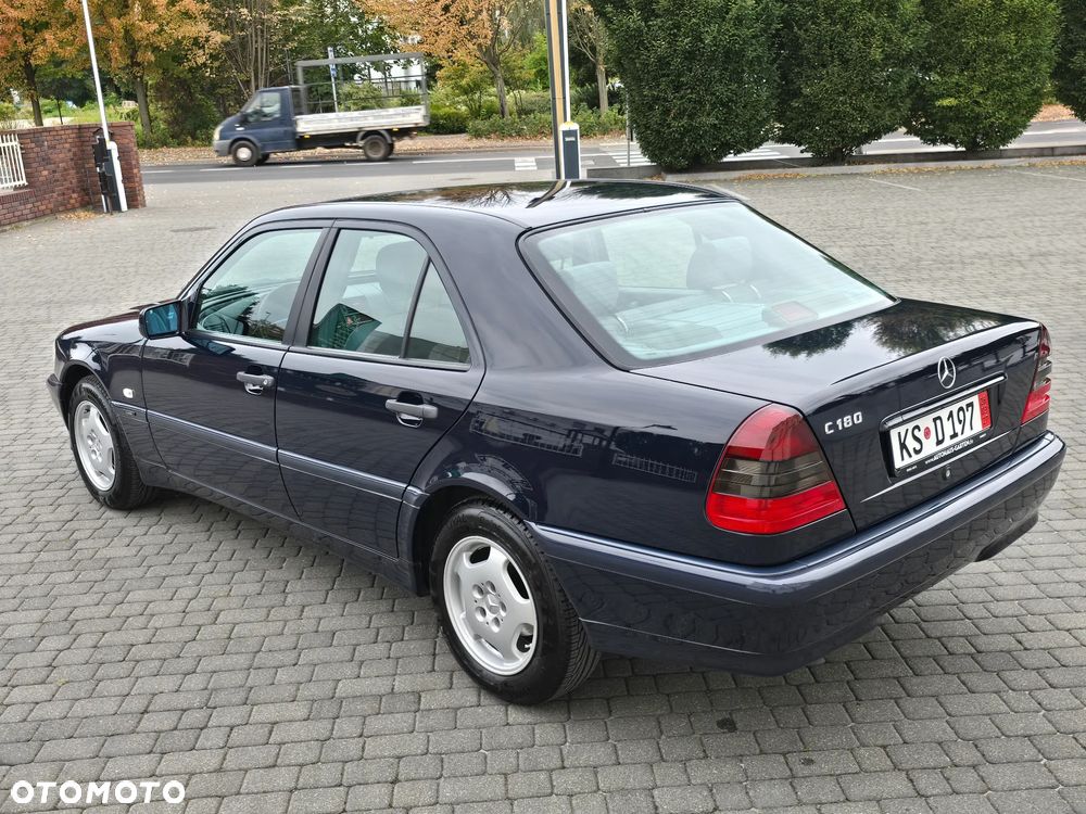 Mercedes-Benz Klasa C - 16