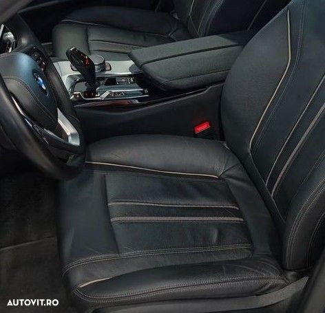 BMW Seria 5 520e Aut. - 7