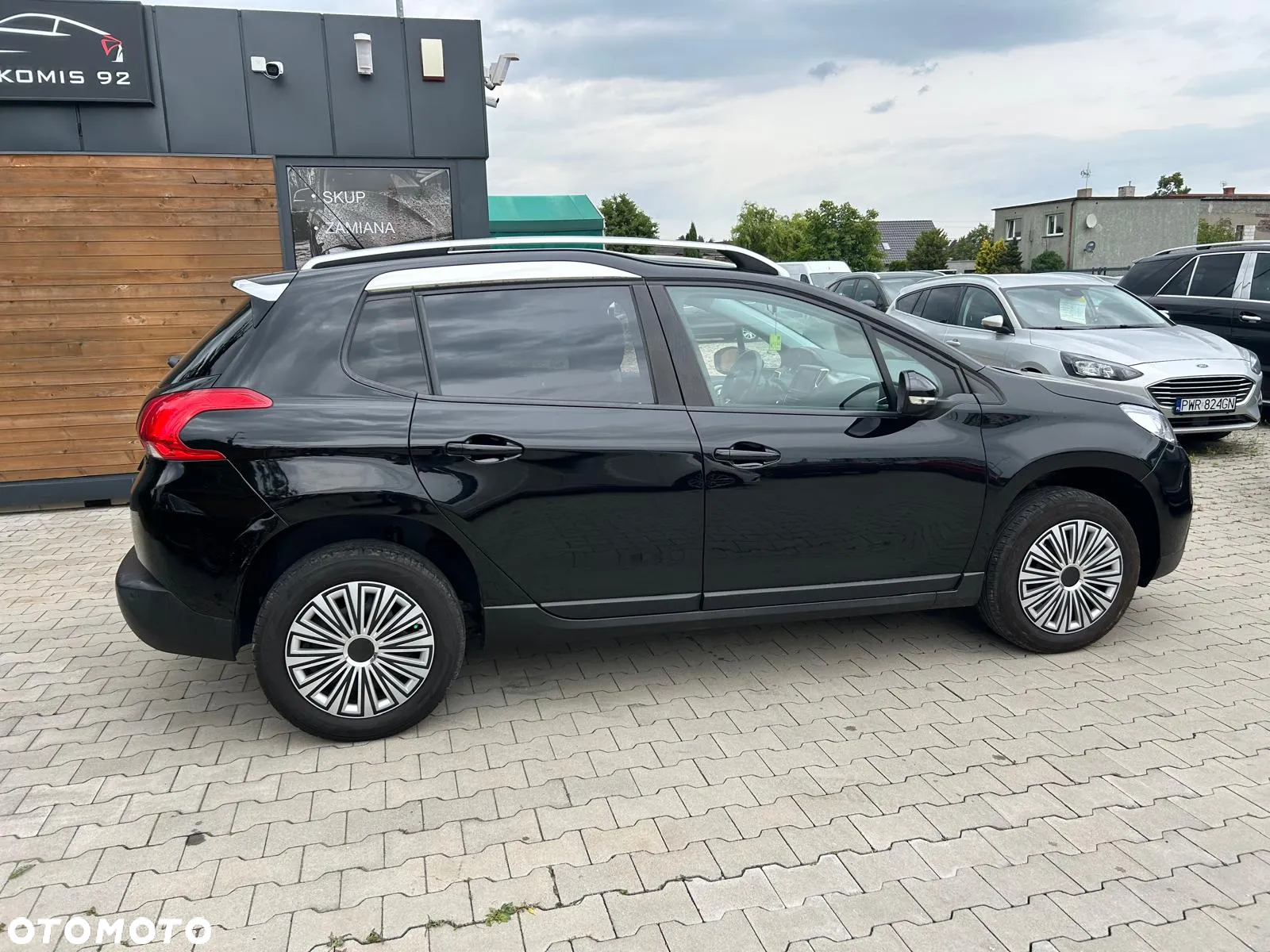 Peugeot 2008 1.2 Pure Tech Style EU6 - 4