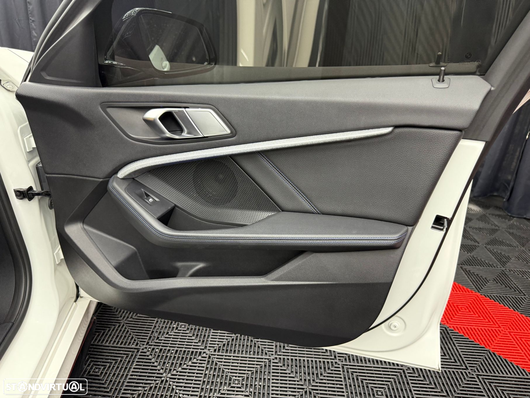 BMW 116 d Pack Desportivo M - 36