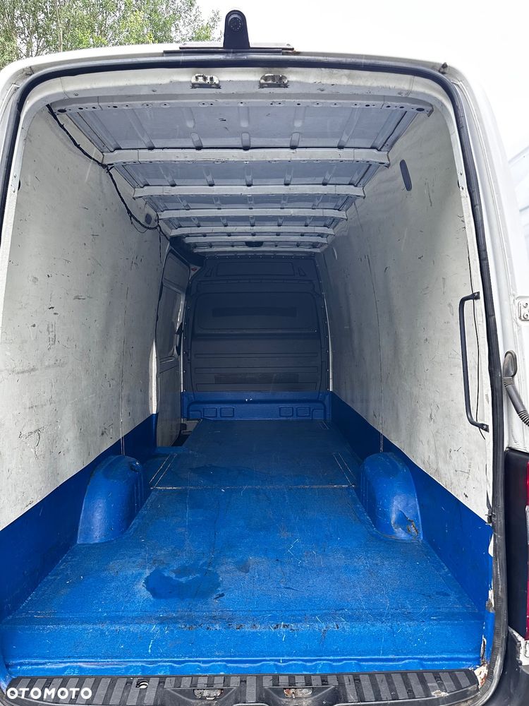 Mercedes-Benz Sprinter - 8