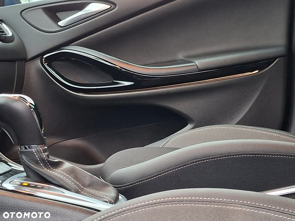 Opel Astra 1.5 CDTI 2020 - 18