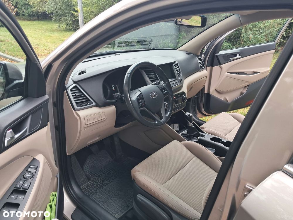 Hyundai Tucson - 12